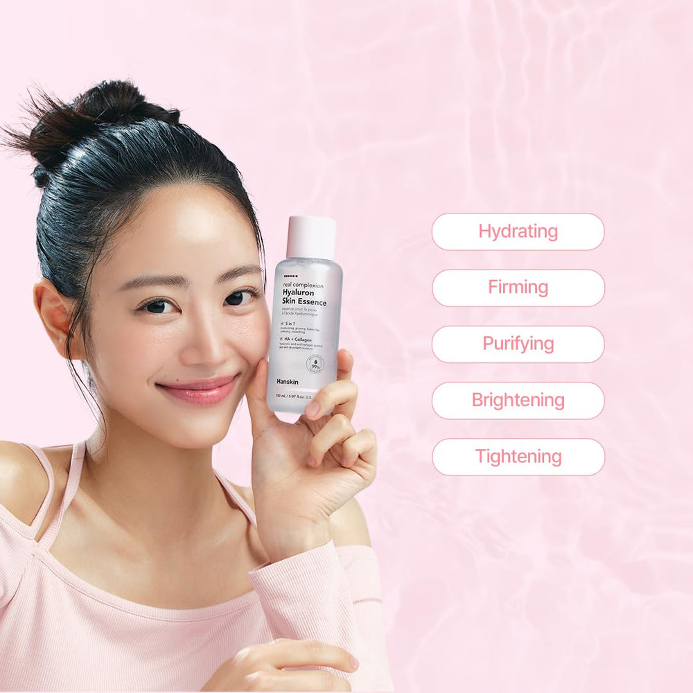 Hanskin Hyaluron Skin Essence Toner cotton pad use demonstrates cleansing-ready skin.