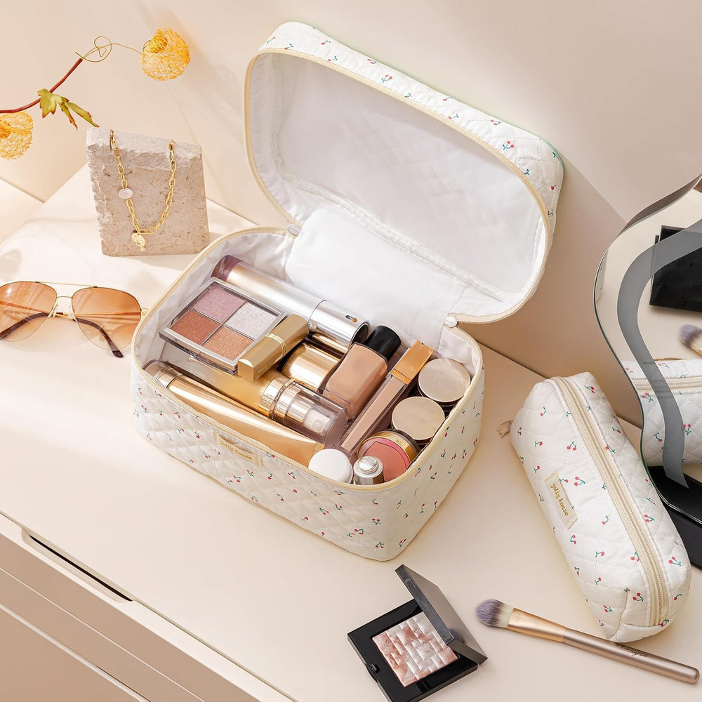 HBselect large-capacity makeup bag shows roomy interior for brushes and skincare.