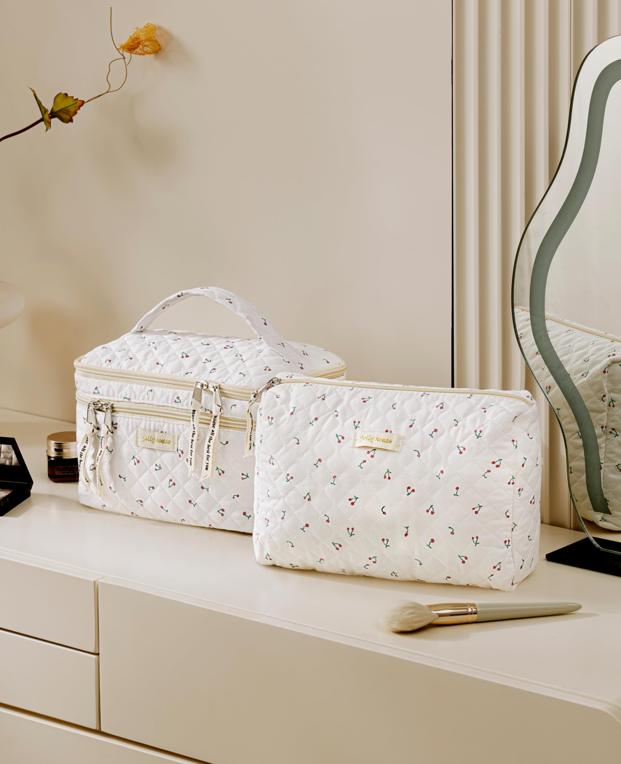 HBselect large bag opened to reveal organized compartments for cosmetics and toiletries.