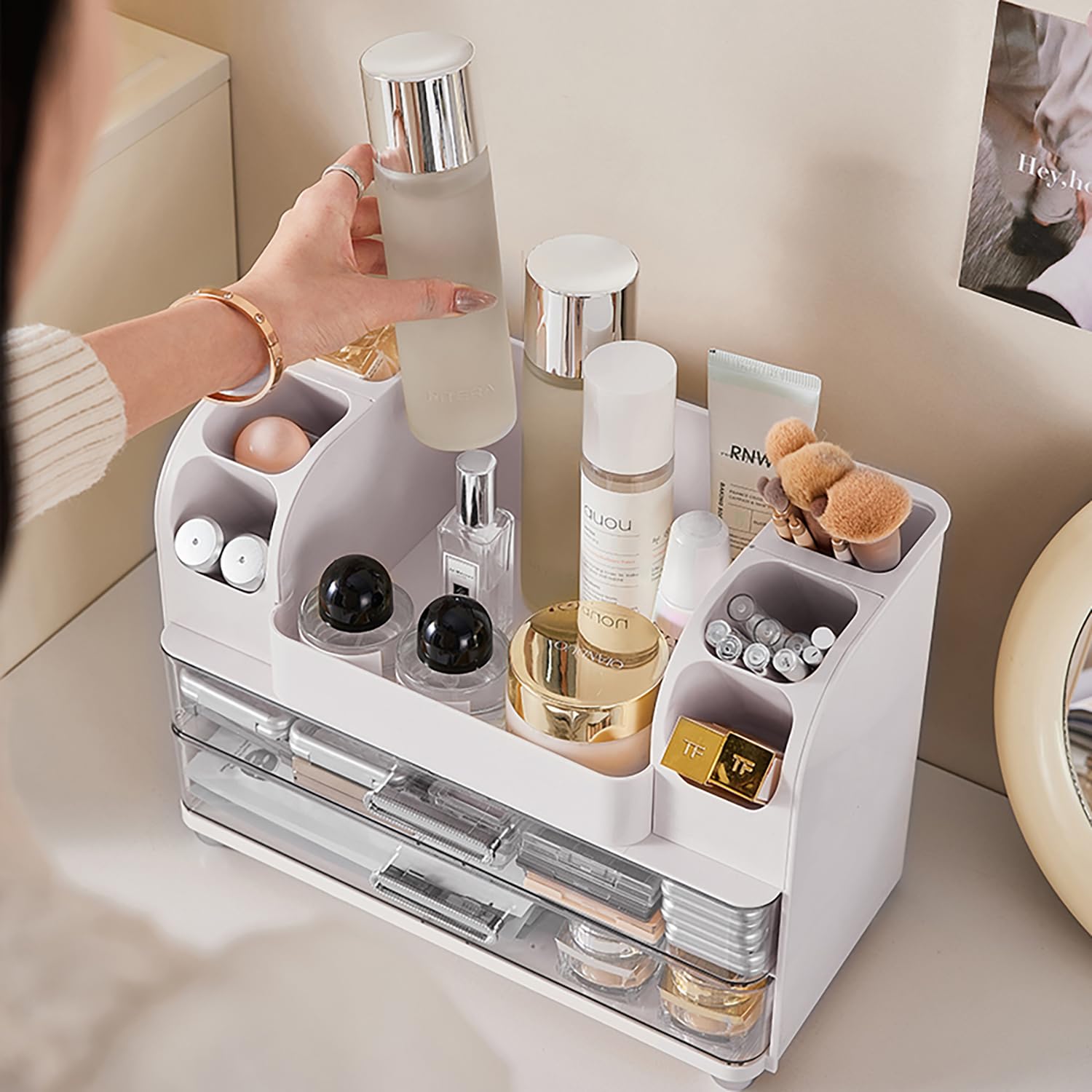 Heaime makeup organizer brush holder keeps brushes upright for easy access.