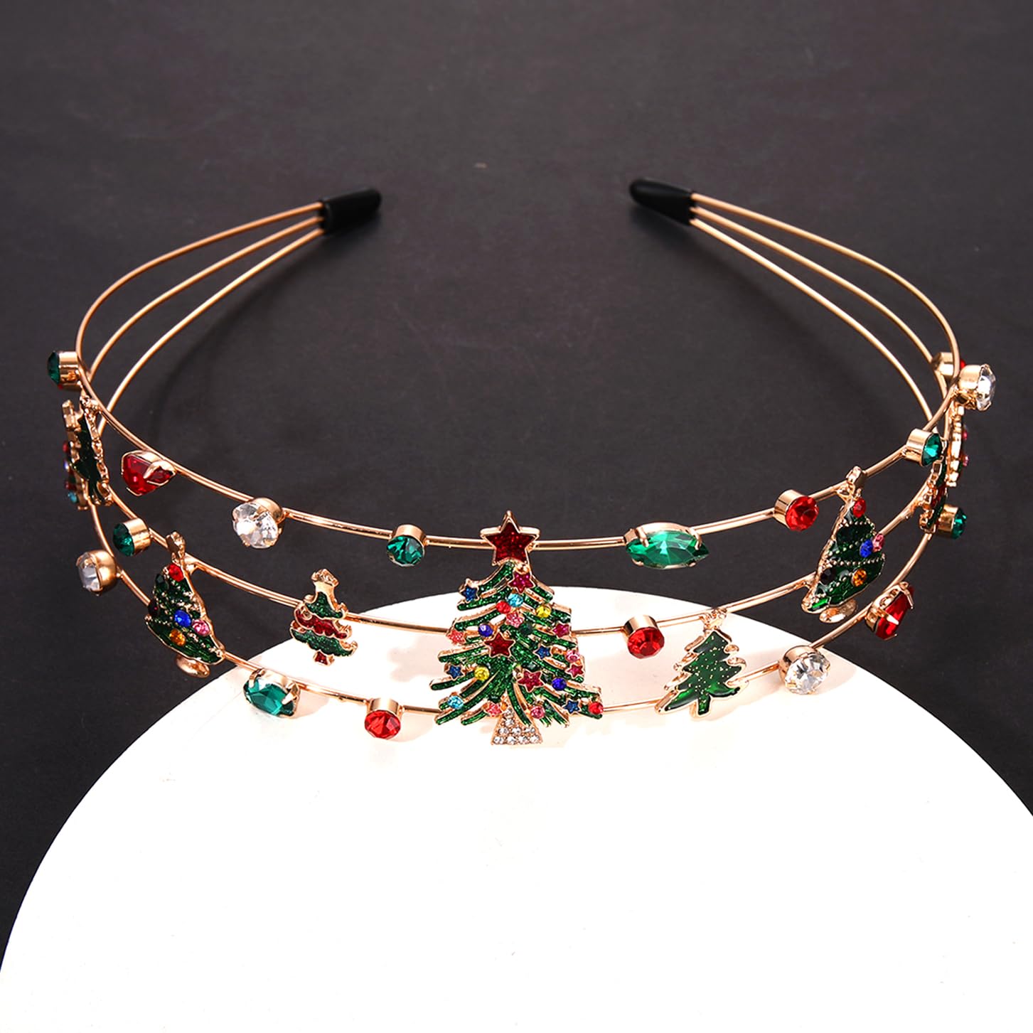 HEIDKRUEGER Christmas headband pairs with outfits to elevate festive vibes.