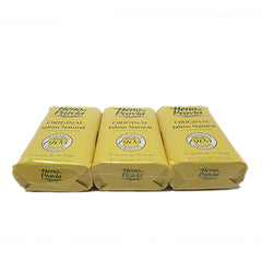 Heno de Pravia soap original natural ingredients label closeup promotes clean formulation