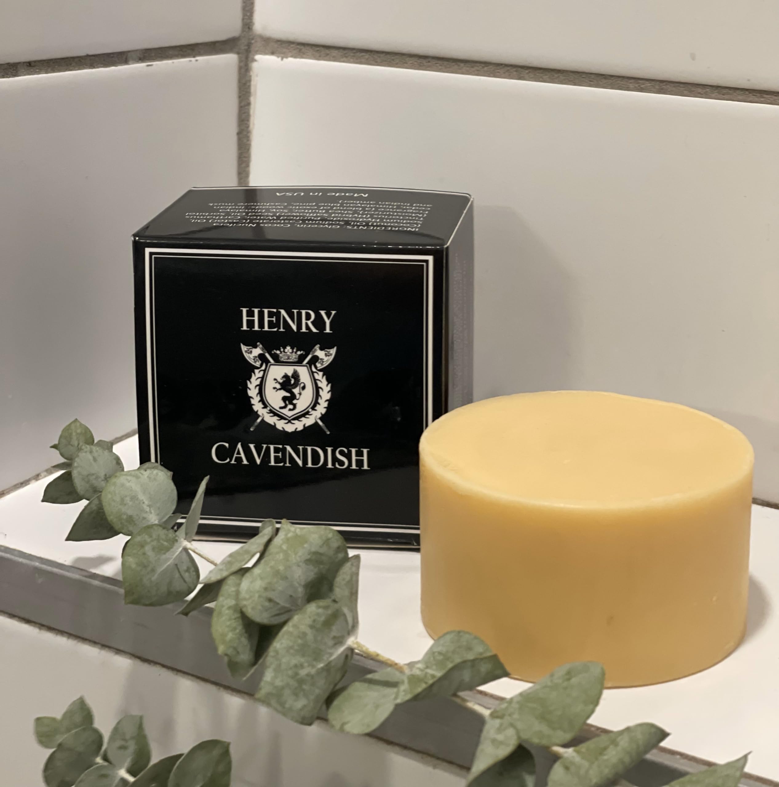 Henry Cavendish Himalaya ingredients feature glycerin, coconut oil for mild, silky lather.