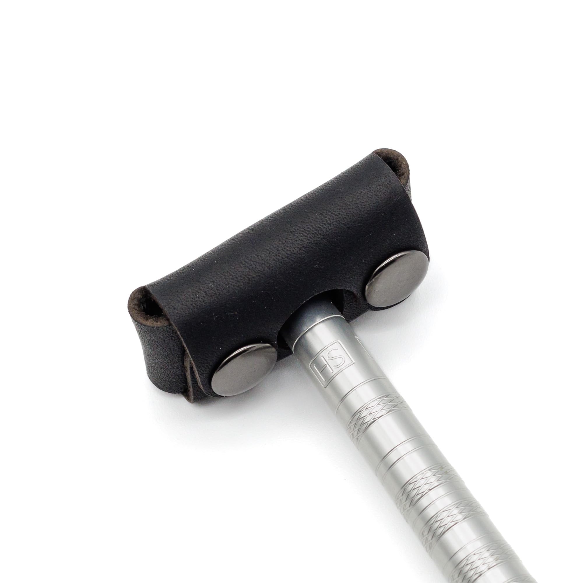 Henson Shaving Razor Leather Head Cover gift-ready presentation highlights stylish grooming protection.