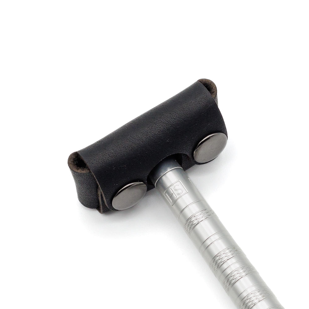 Henson Shaving Razor Leather Head Cover gift-ready presentation highlights stylish grooming protection.