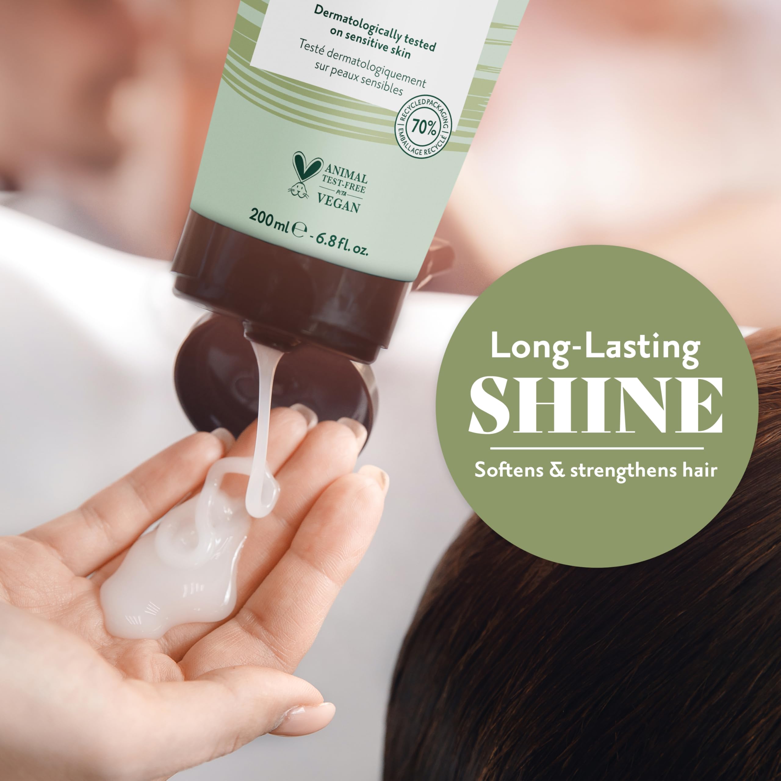 Herbatint Royal Conditioner eco-packaging highlights sustainable, paraben-free formula.