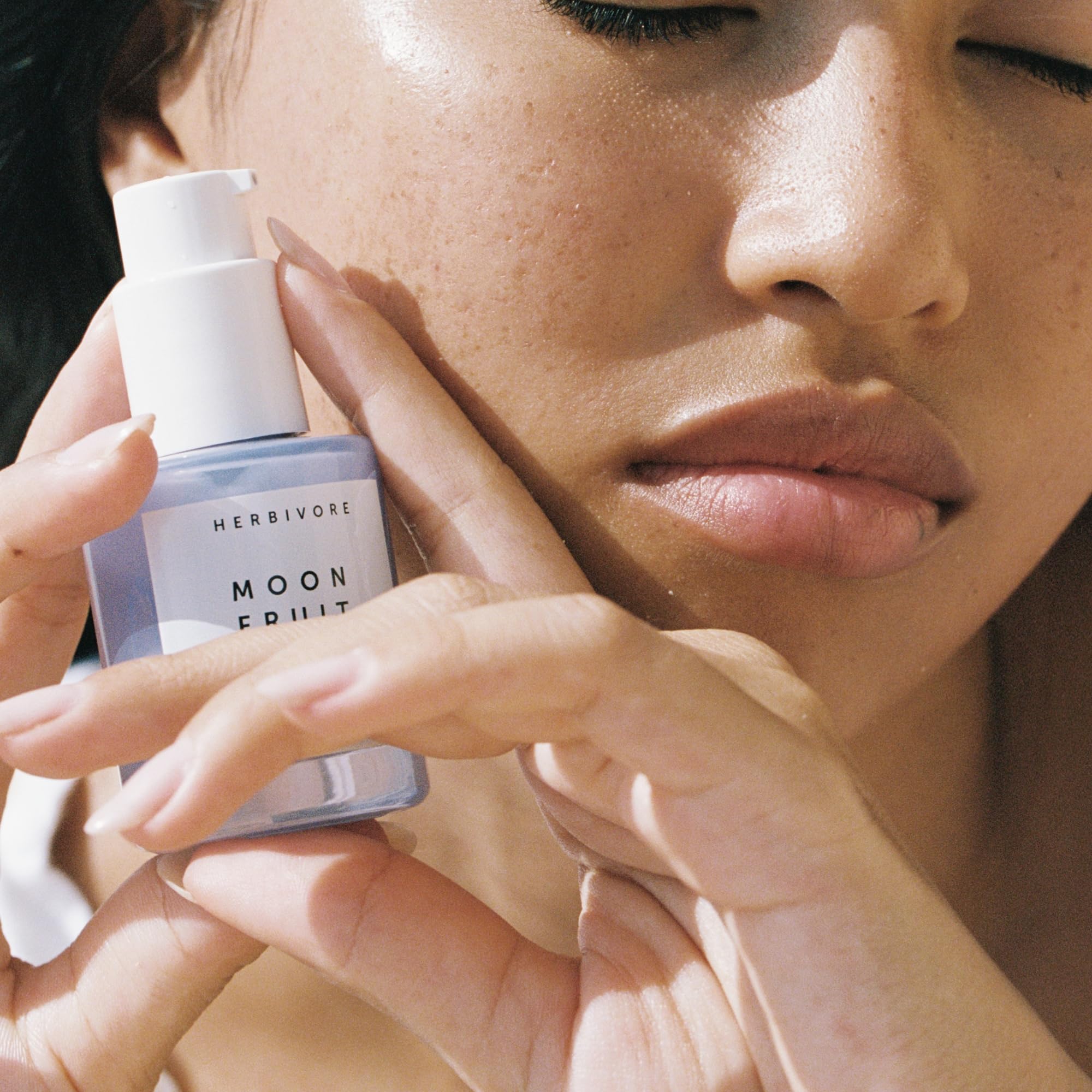 HERBIVORE label shows vegan and cruelty-free credentials for clean skincare