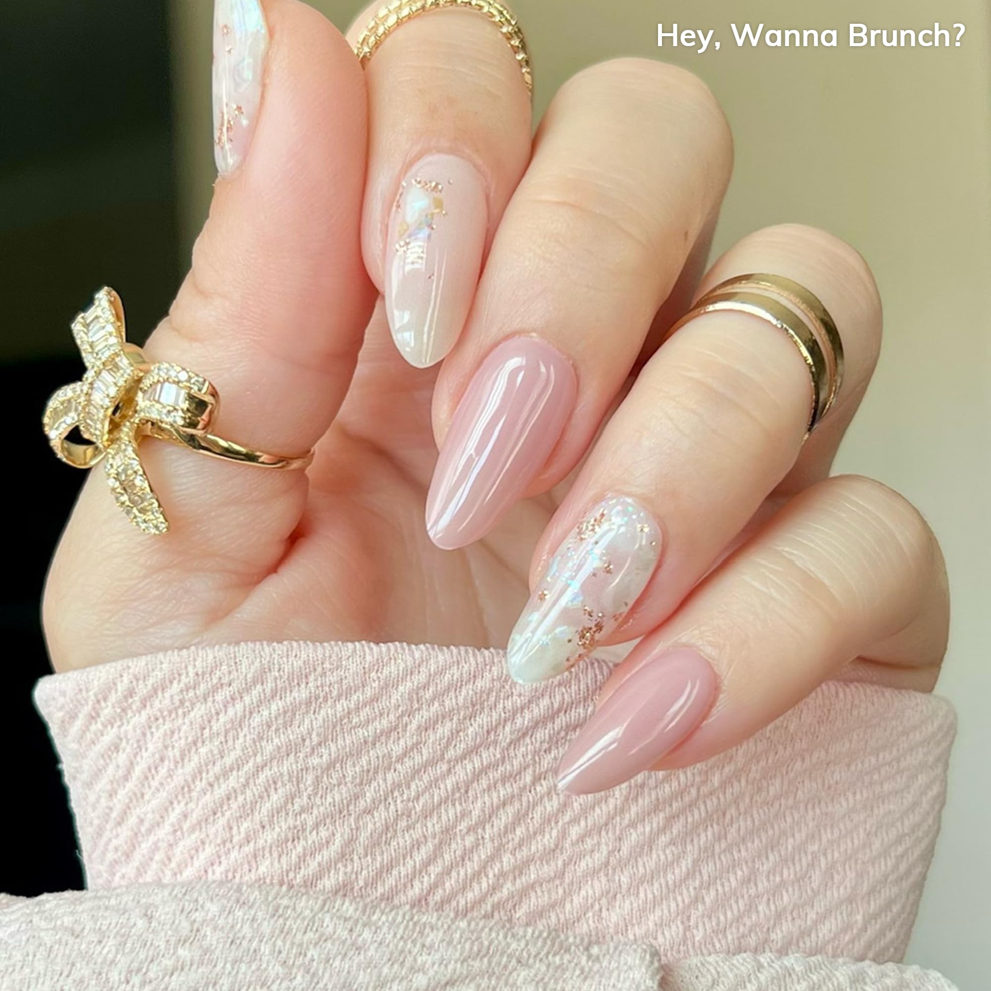 Heyhae nail strip warming before application promotes easy fit and secure adhesion