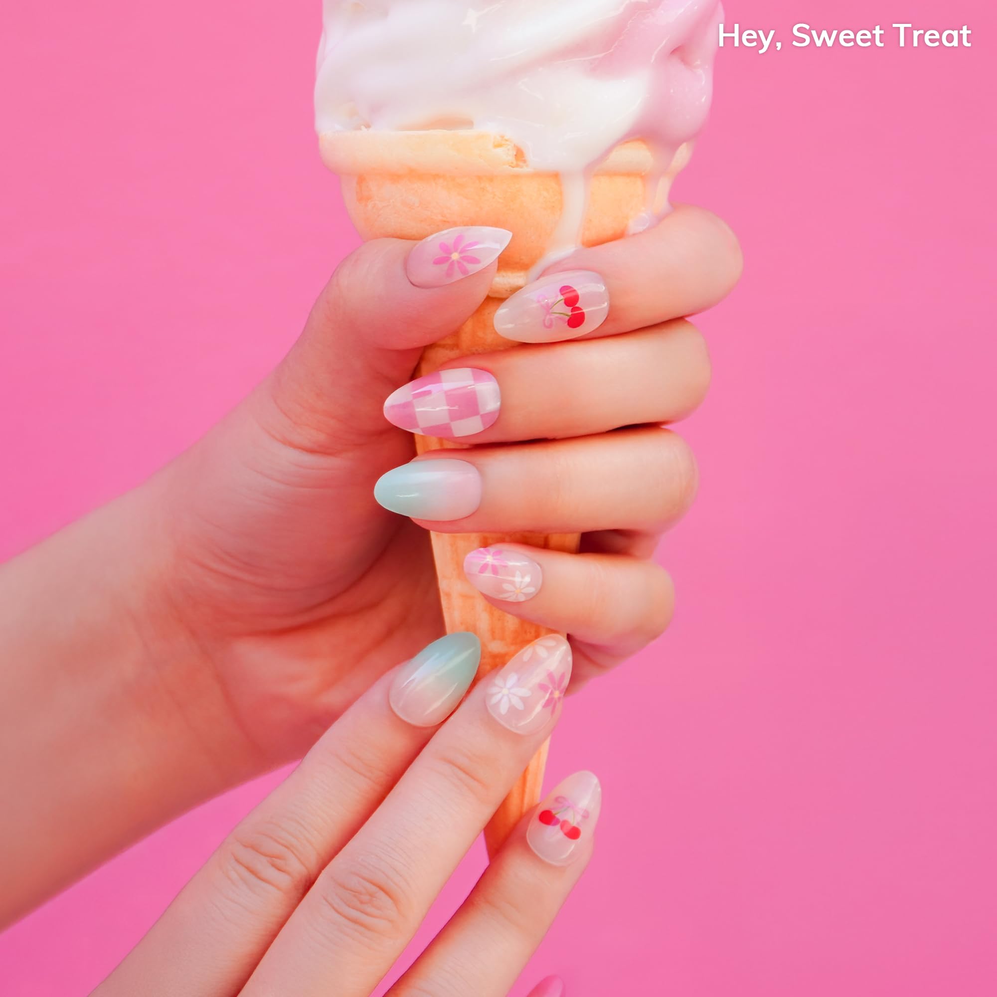 Heyhae Sweet Treat sunlight cure demonstrates no LED lamp needed for quick DIY manicure.