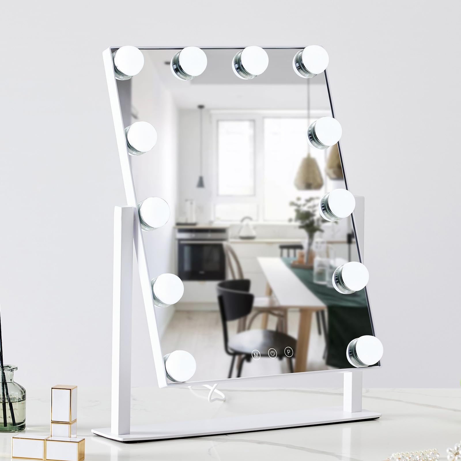 HIEEY Hollywood vanity mirror rotates 360 degrees for flexible viewing angles.