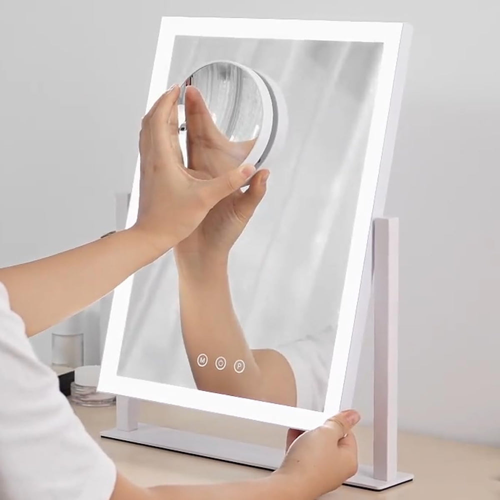 HIEEY LED illumination around mirror for flawless lighting.