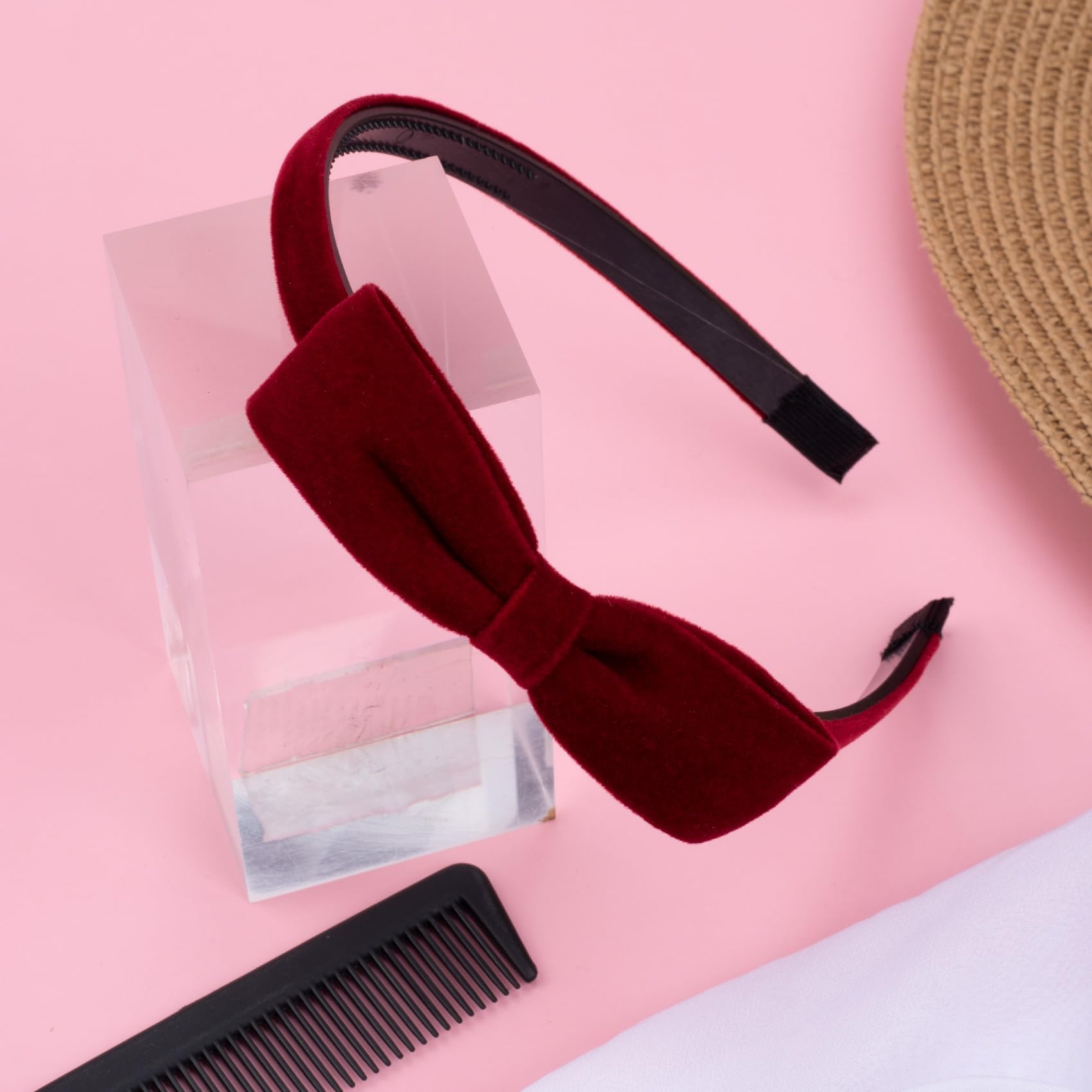 HINZIC burgundy bow detail adds a charming focal point to cosplay outfits