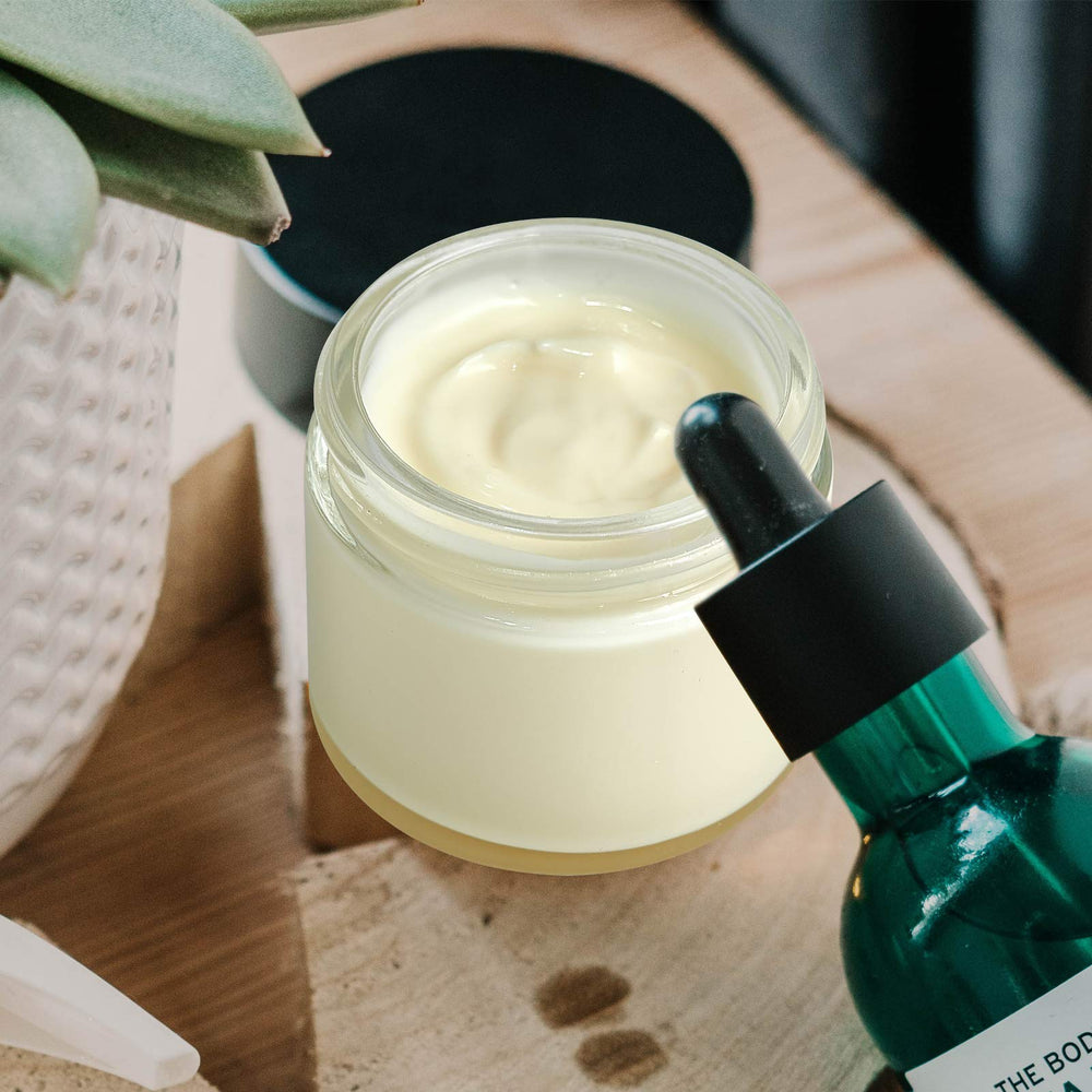 11 Hoa Kinh multipurpose 2oz jar great for body butters, salves, and creams.