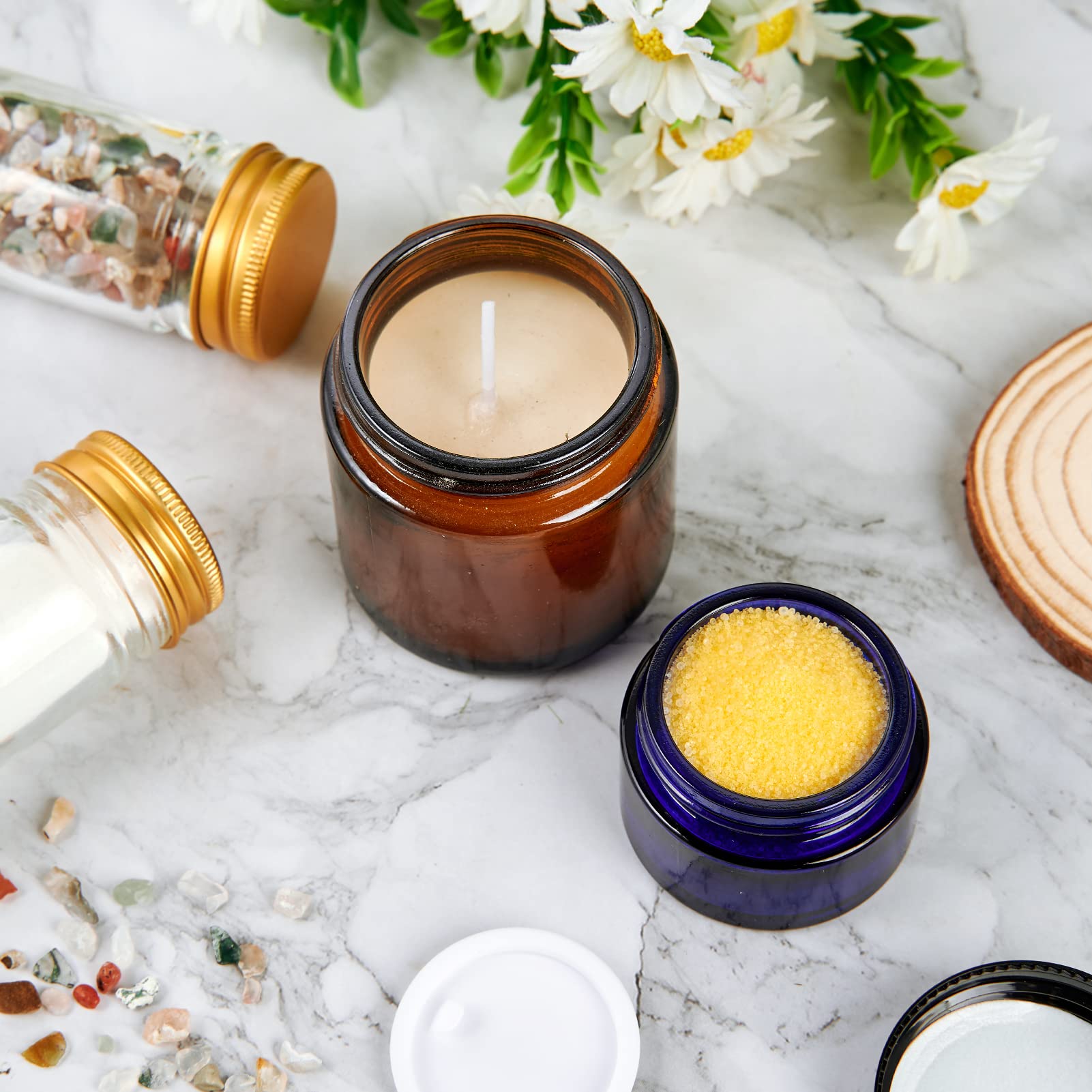 Hoa Kinh multipurpose cosmetic jar suitable for scrubs, lotions, and salts.