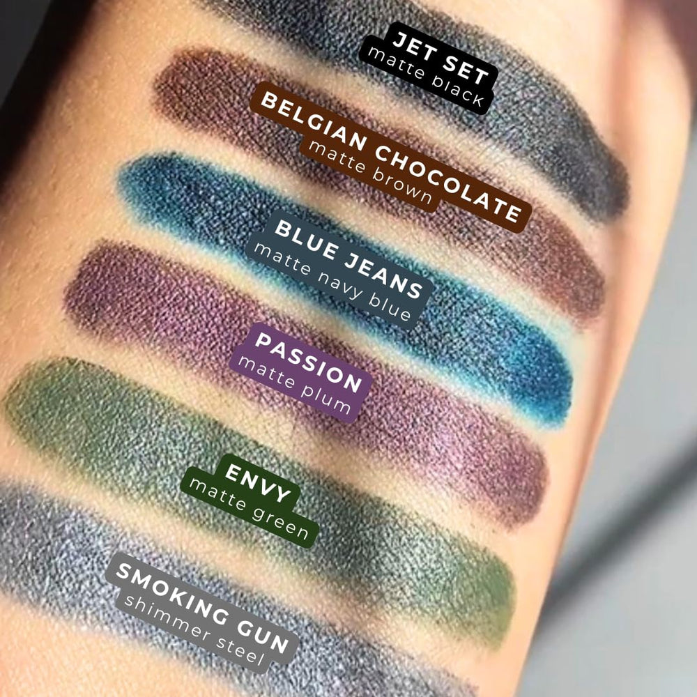 Honeybee Gardens Effortless Eye Liner Pencil Jet Set Black swatch on skin reveals rich pigment.