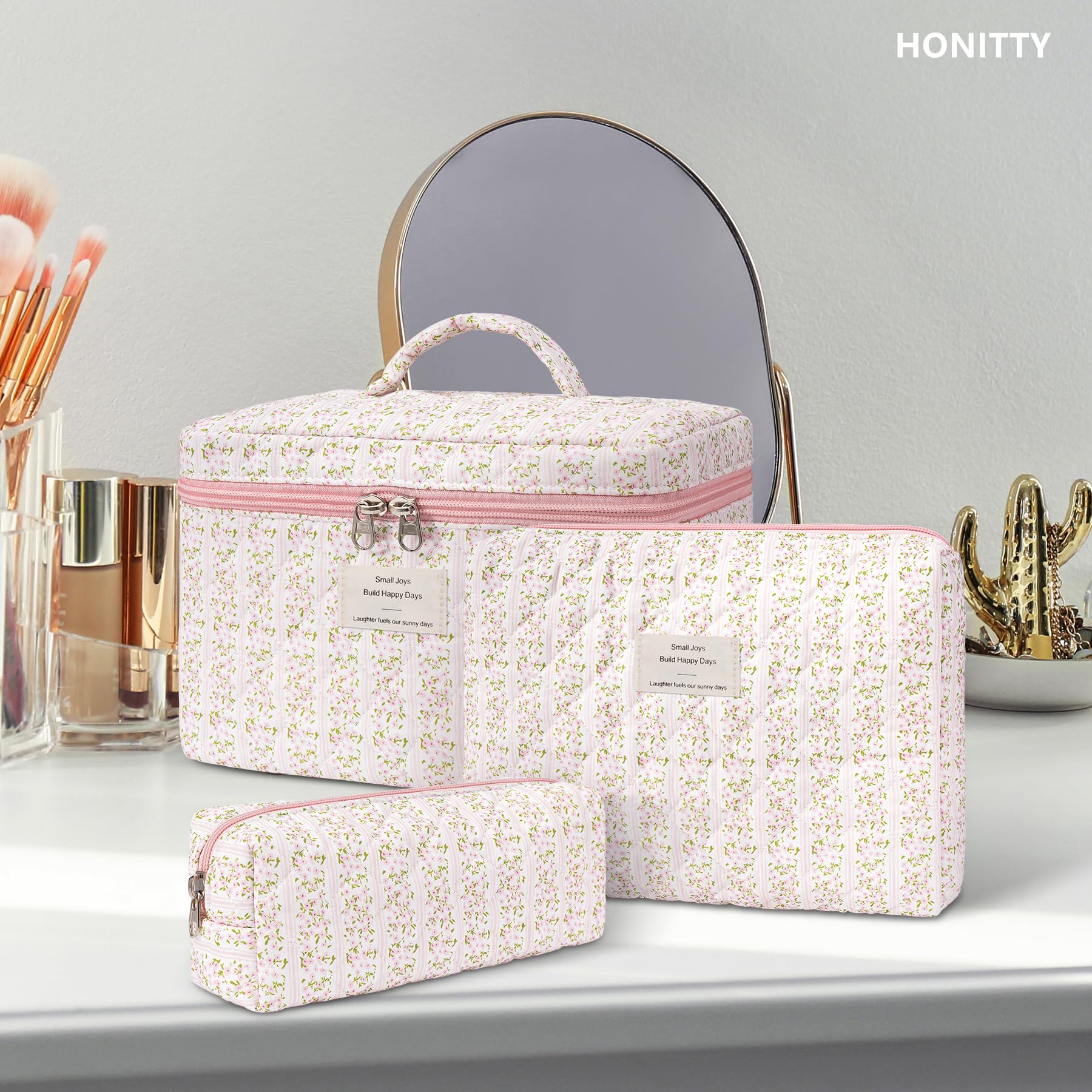 honitty makeup bag quilted floral easy-clean-fabric simplifies cleaning after travel