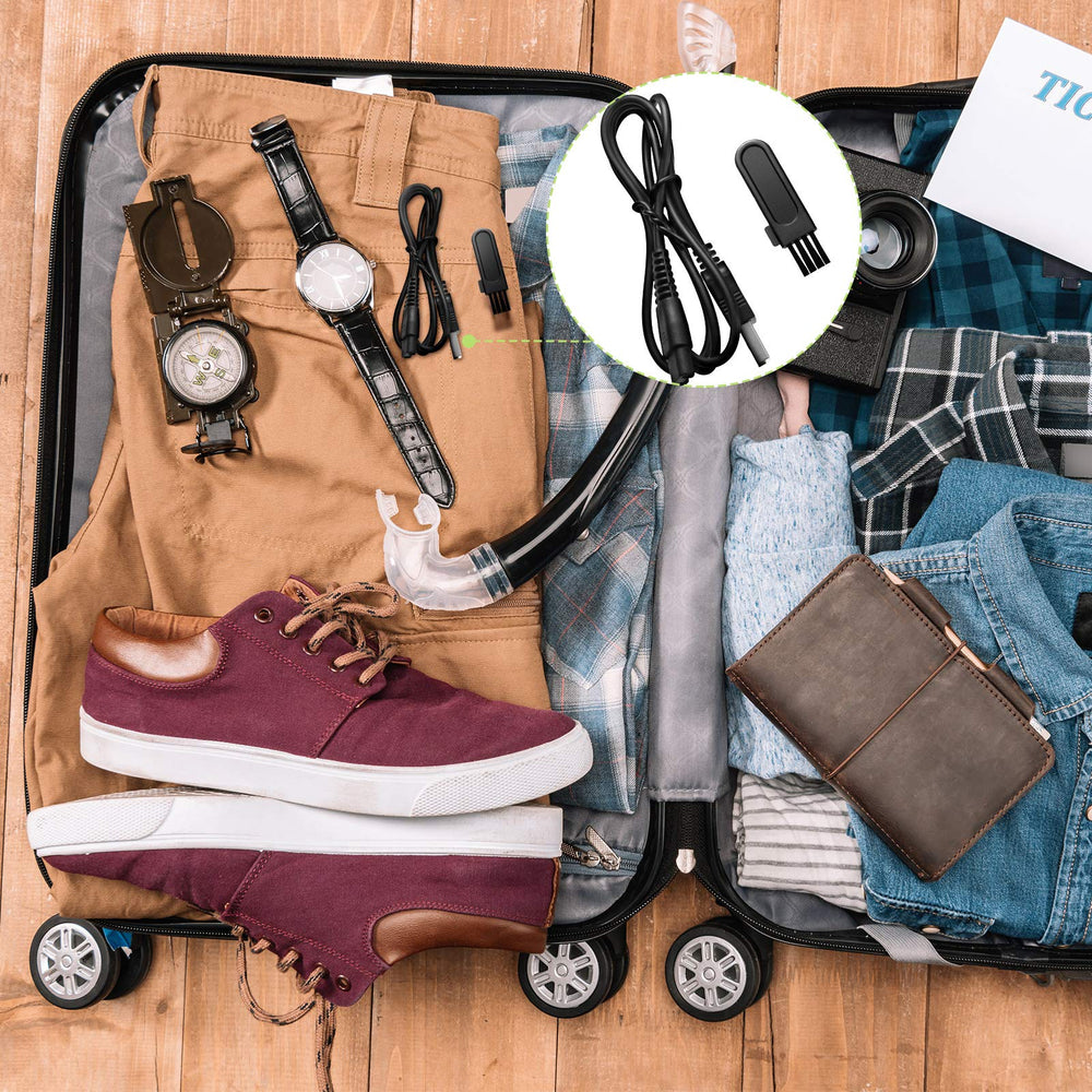 Honoson head shaver travel-ready kit fits in pocket or bag.