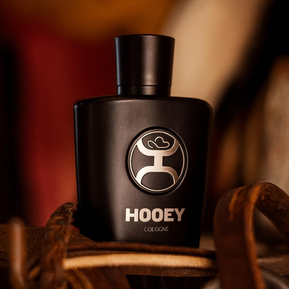 HOOEY leather, sandalwood and musk blend for rugged, lasting impression.