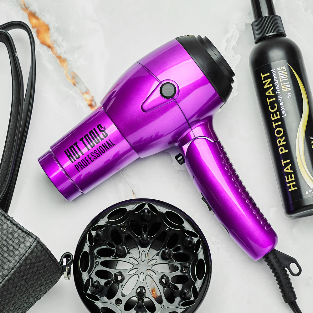 HOT TOOLS Pro Artist hinged end cap eases filter cleaning for longevity.