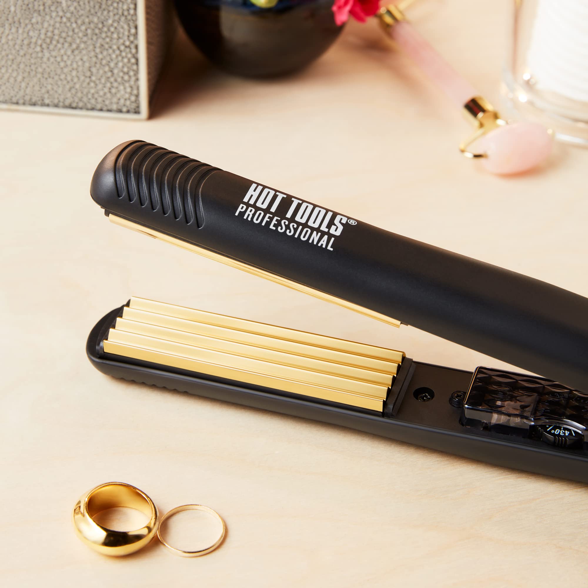 Hot Tools Pro Artist 24K Gold Crimping Iron offers fast heat and even temperature.