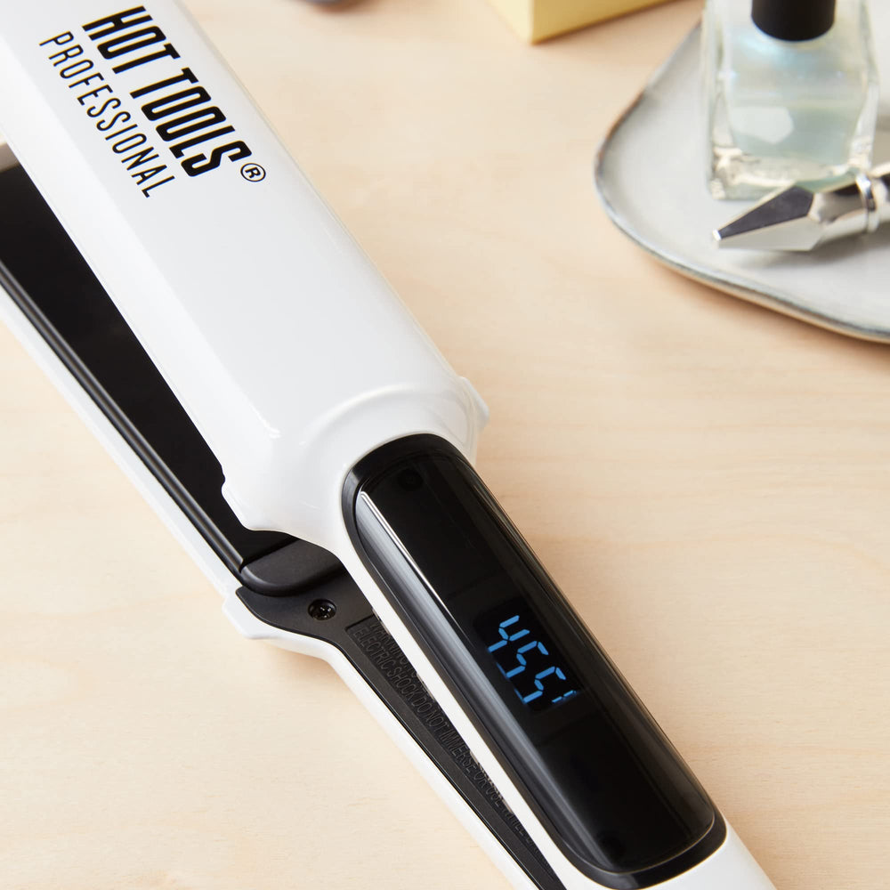 Hot Tools Pro Artist auto shut-off feature adds styling peace of mind.