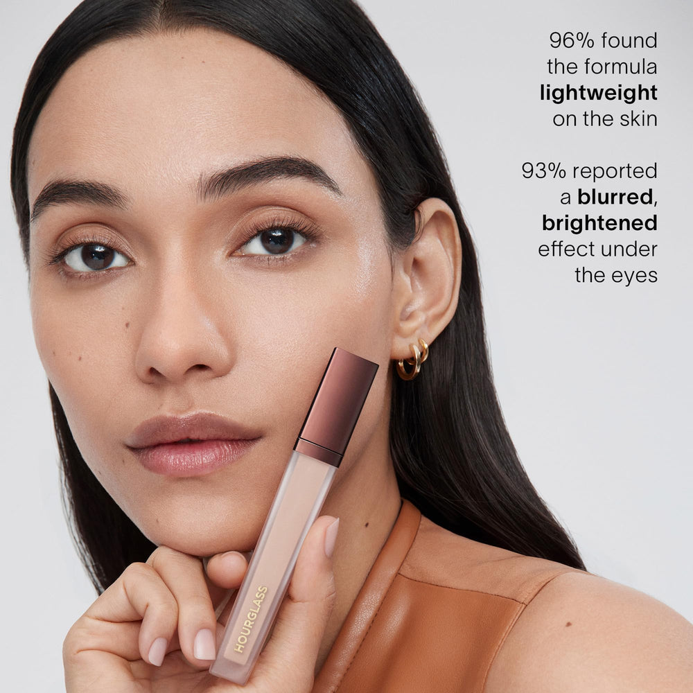 Hourglass Vanish Airbrush Concealer natural matte finish enhances skin tone.