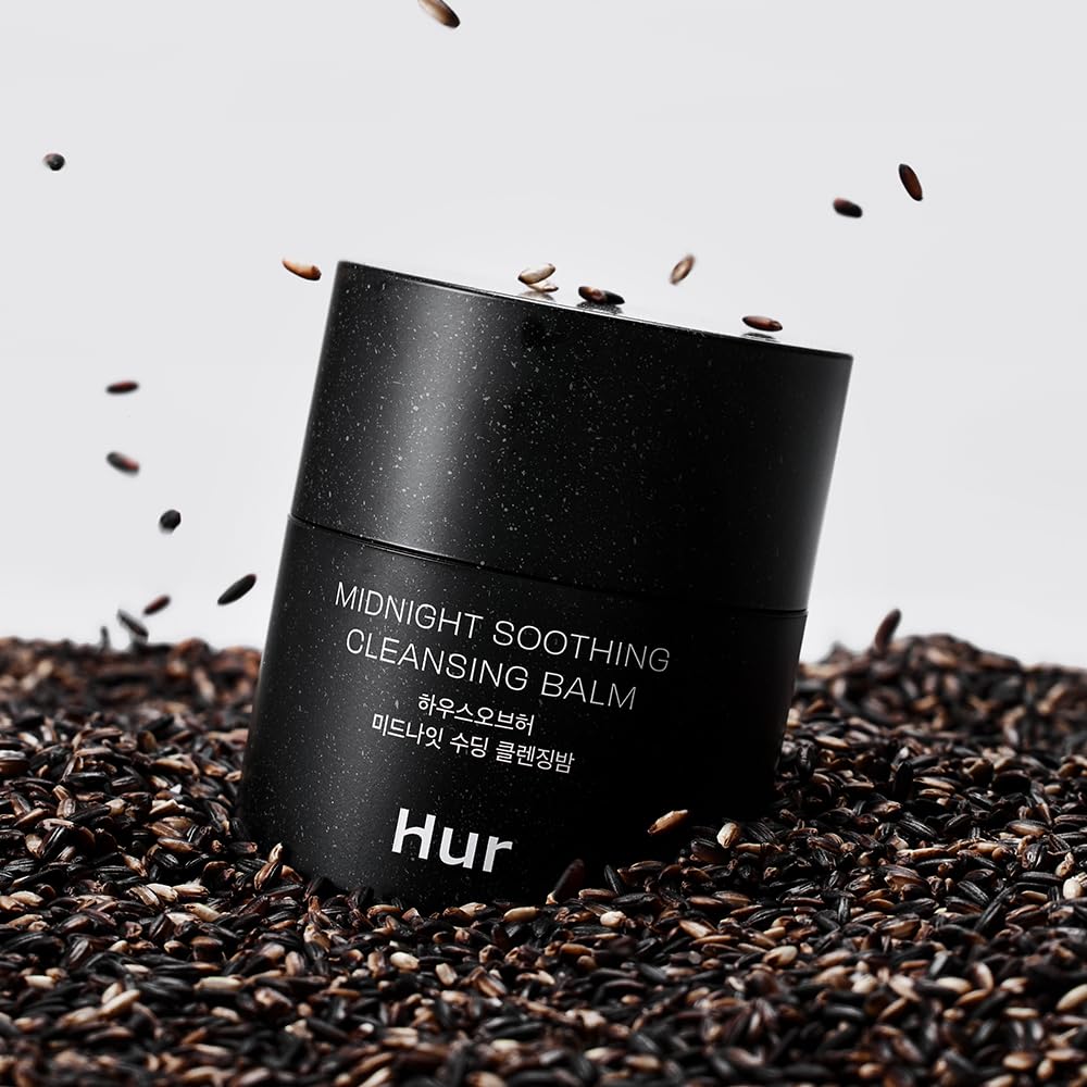 House of Hur Midnight cleansing balm makeup removal motion demonstrates gentle cleansing.