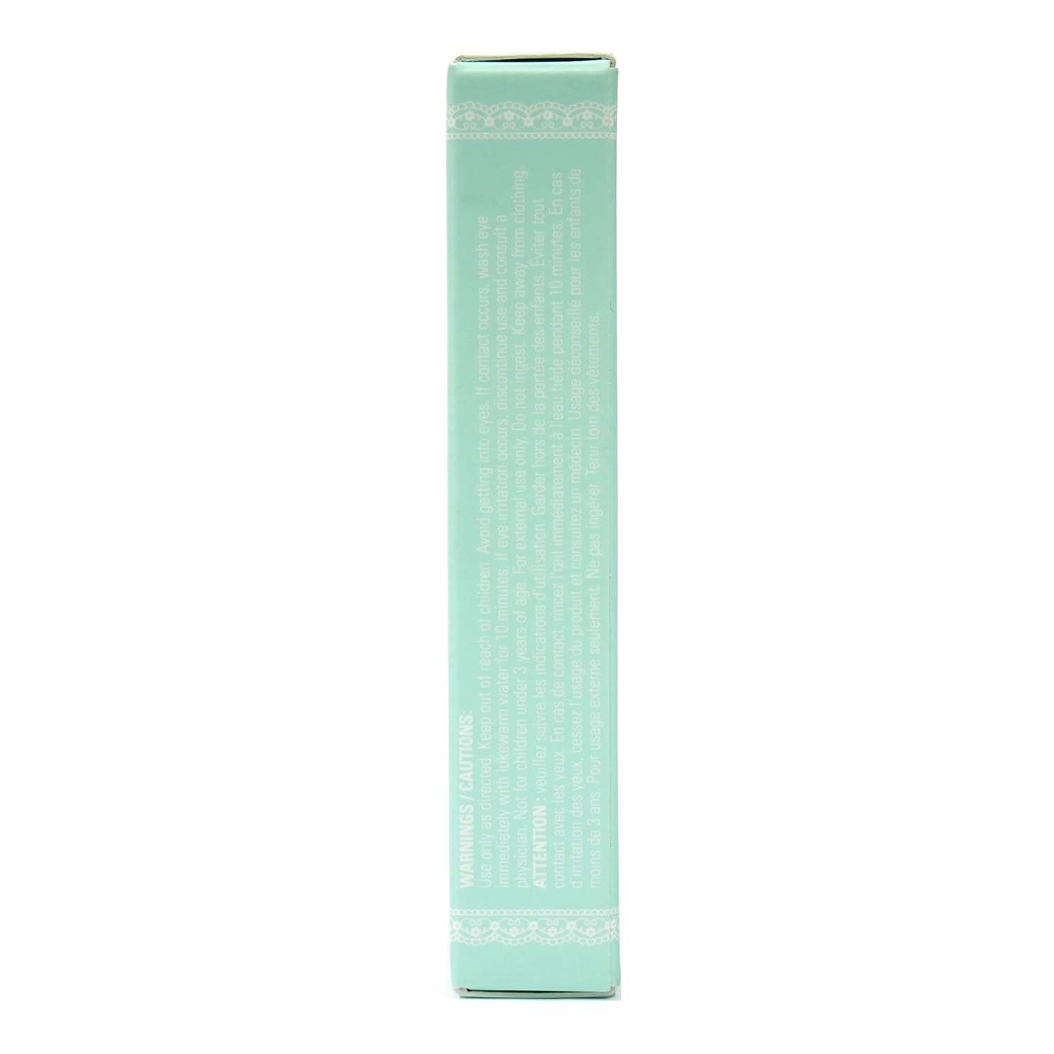 House of Lashes lash-strip-blend closeup indicates easy true-to-life falsie adhesion.