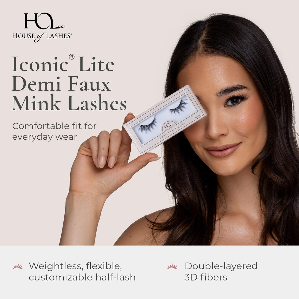 Iconic Lite Demi 3D fibers create natural volume.