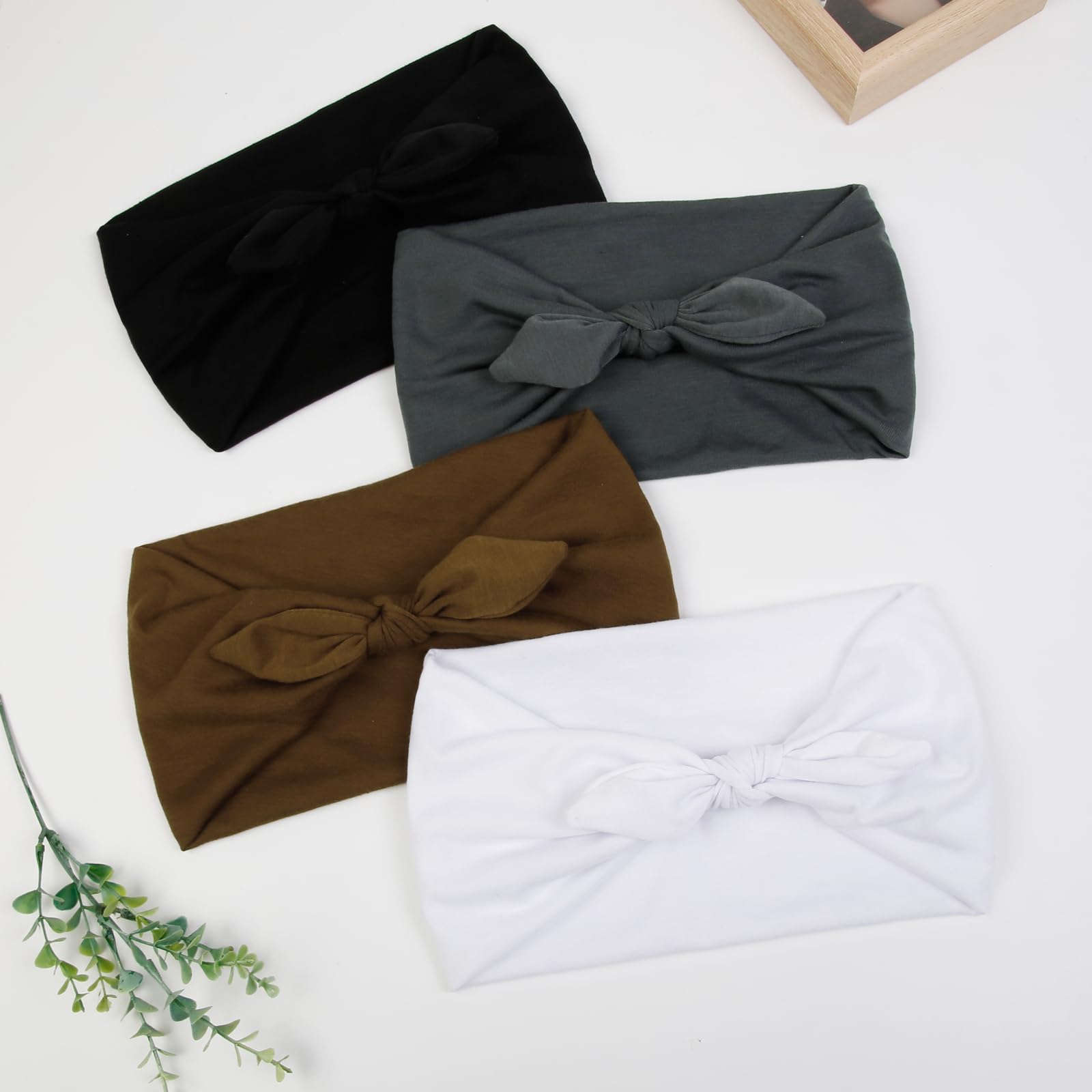 Huachi headband four-pack packaging showing color options for styling.