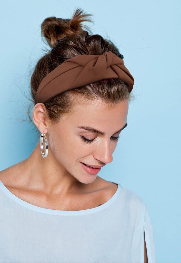 Huachi knotted headbands non-slip-strap keeps hair in place during activities.