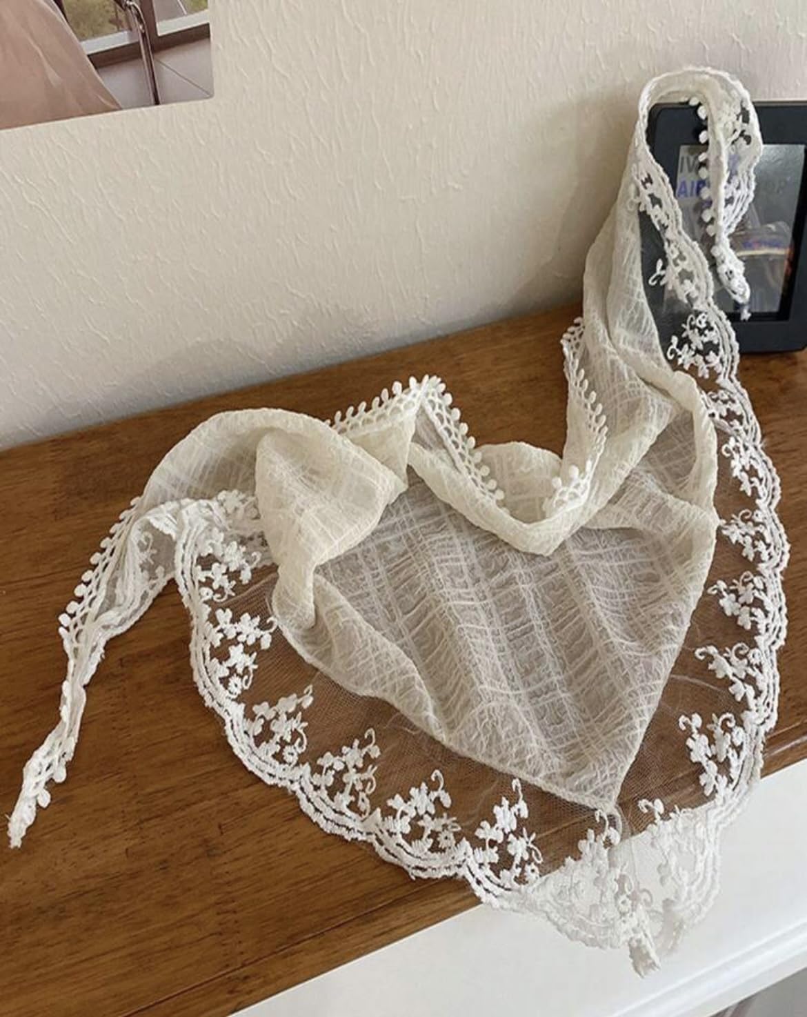 Huachi retro floral lace design on a headscarf adds boho elegance to outfits.