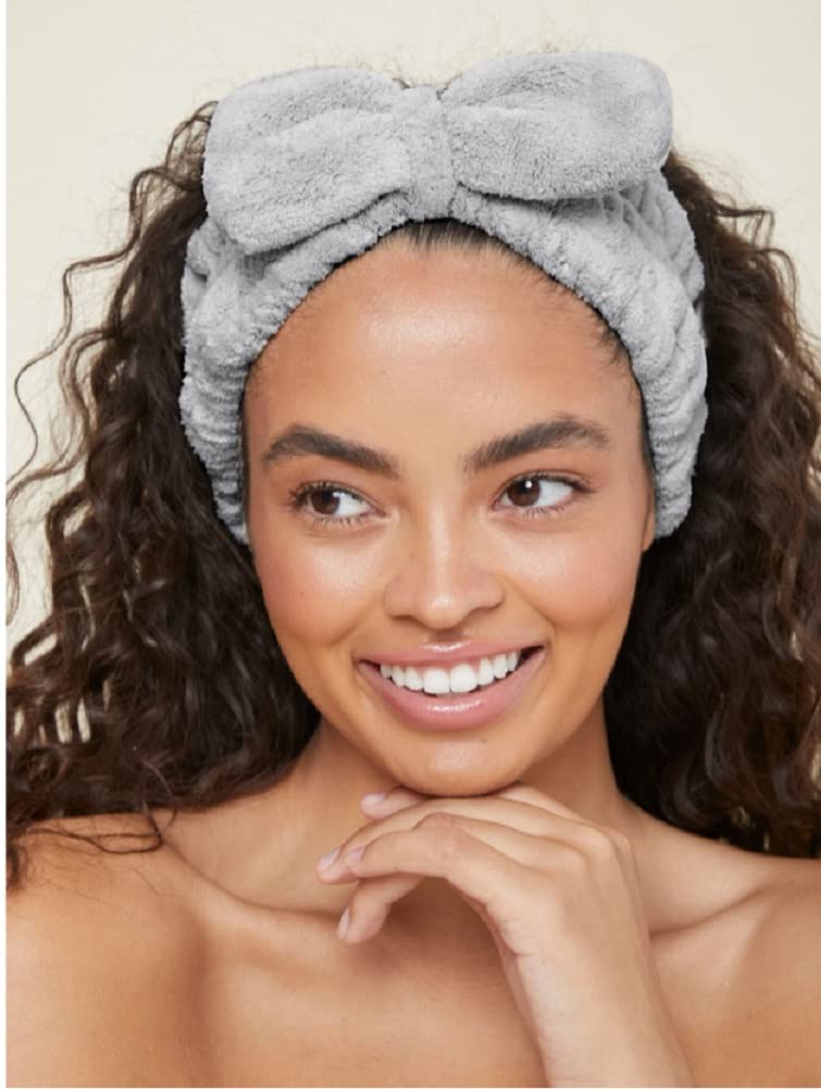 Huachi Spa Headbands Bow Gray offers stretchy comfort while keeping hair out during skincare.
