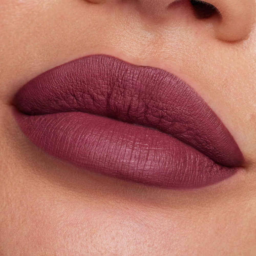 Huda Beauty Trophy Wife close-up shows true rosewood hue.