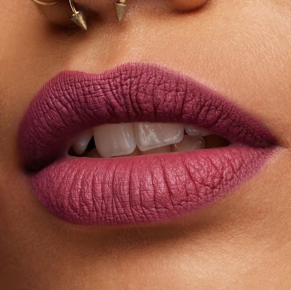 Huda Beauty Trophy Wife long-wear test showing fade resistance.