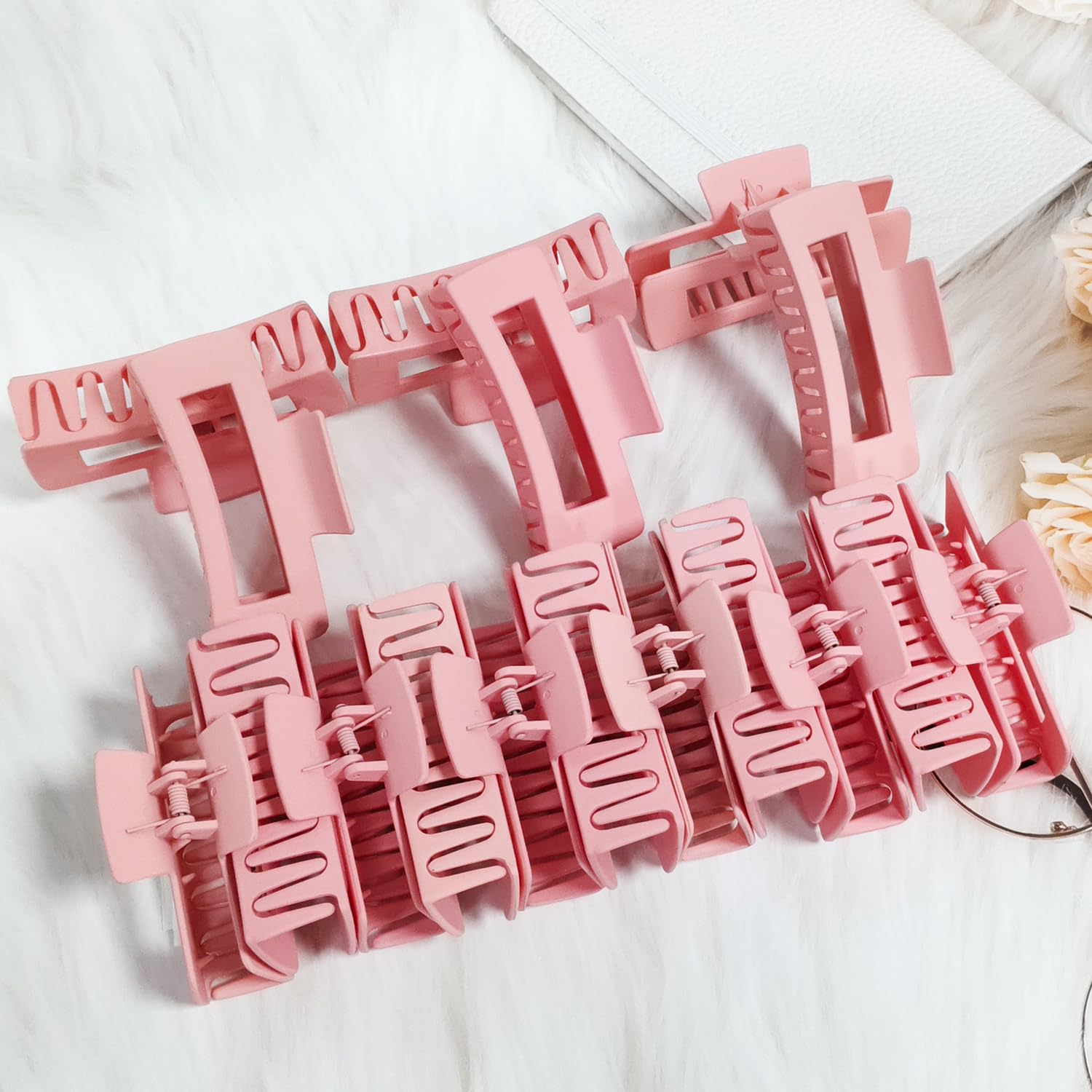 HXOGD gift-ready hair claw clips in pink, a stylish and practical present idea.
