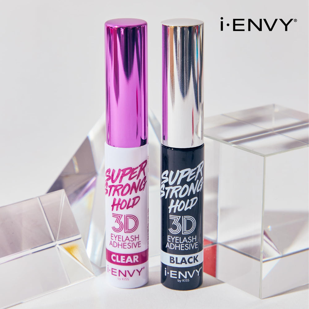 i-ENVY lash glue hypoallergenic formula minimizes irritation for sensitive eyes.