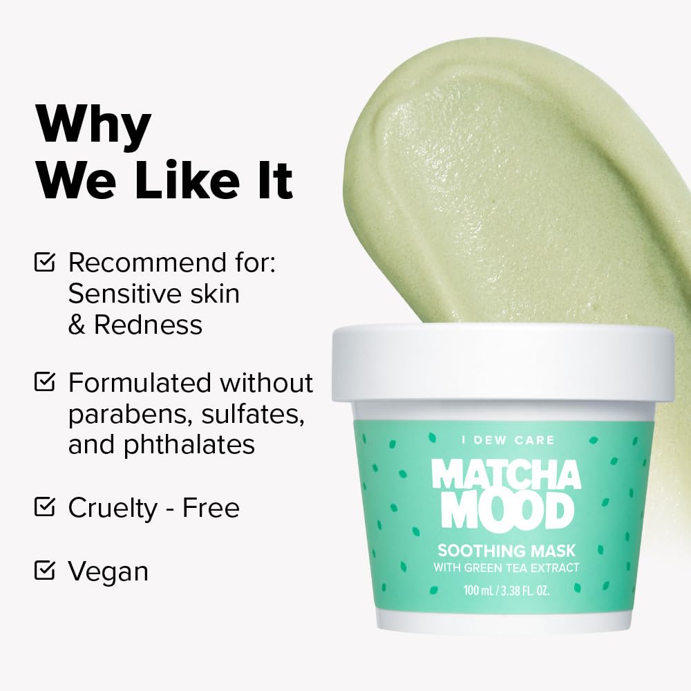 I DEW CARE Matcha Mood mask spread on skin demonstrates smooth application.