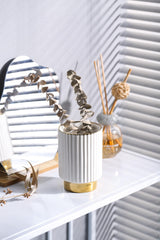 IEEK striped ceramic organizer used as pen holder on desk