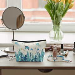 Ignytiger Sea Turtle design pattern highlights craftsmanship and coastal style for gift ready elegance.