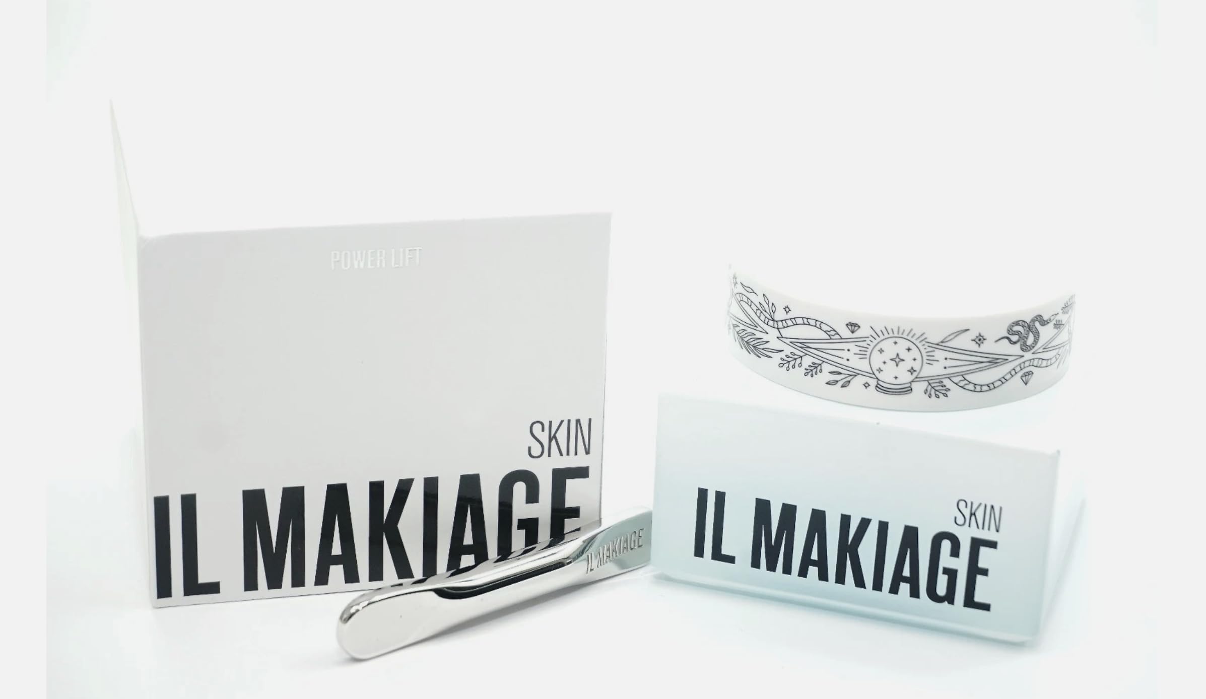 Il Makiage Power Lift jar closeup showing smooth texture for instant softness and hydration.