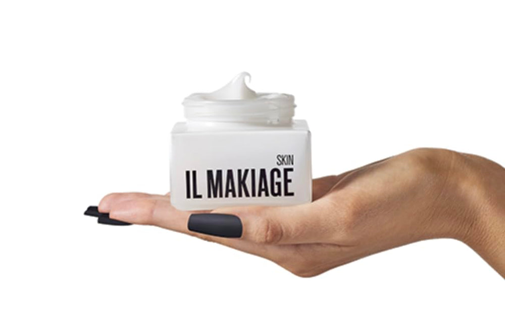 Il Makiage Power Recharge Cream texture swirl demonstrates quick-absorbing hydration and smoothing