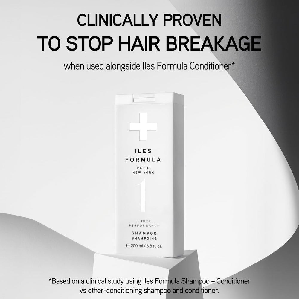 ILES FORMULA Shampoo foam-cleanse captures creamy lather that hydrates color-treated strands.