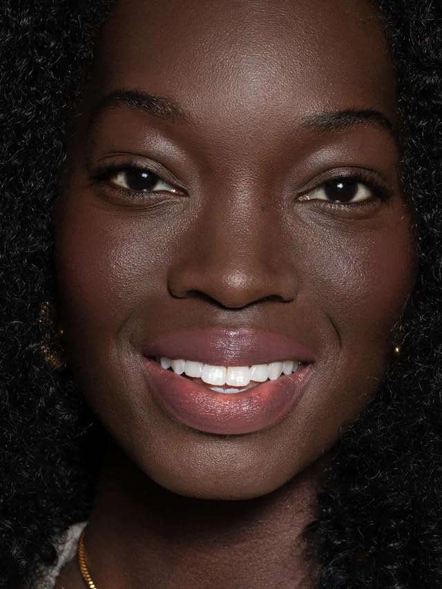 ILIA Balmy Tint buildable swipe demonstrates color depth with each layer.