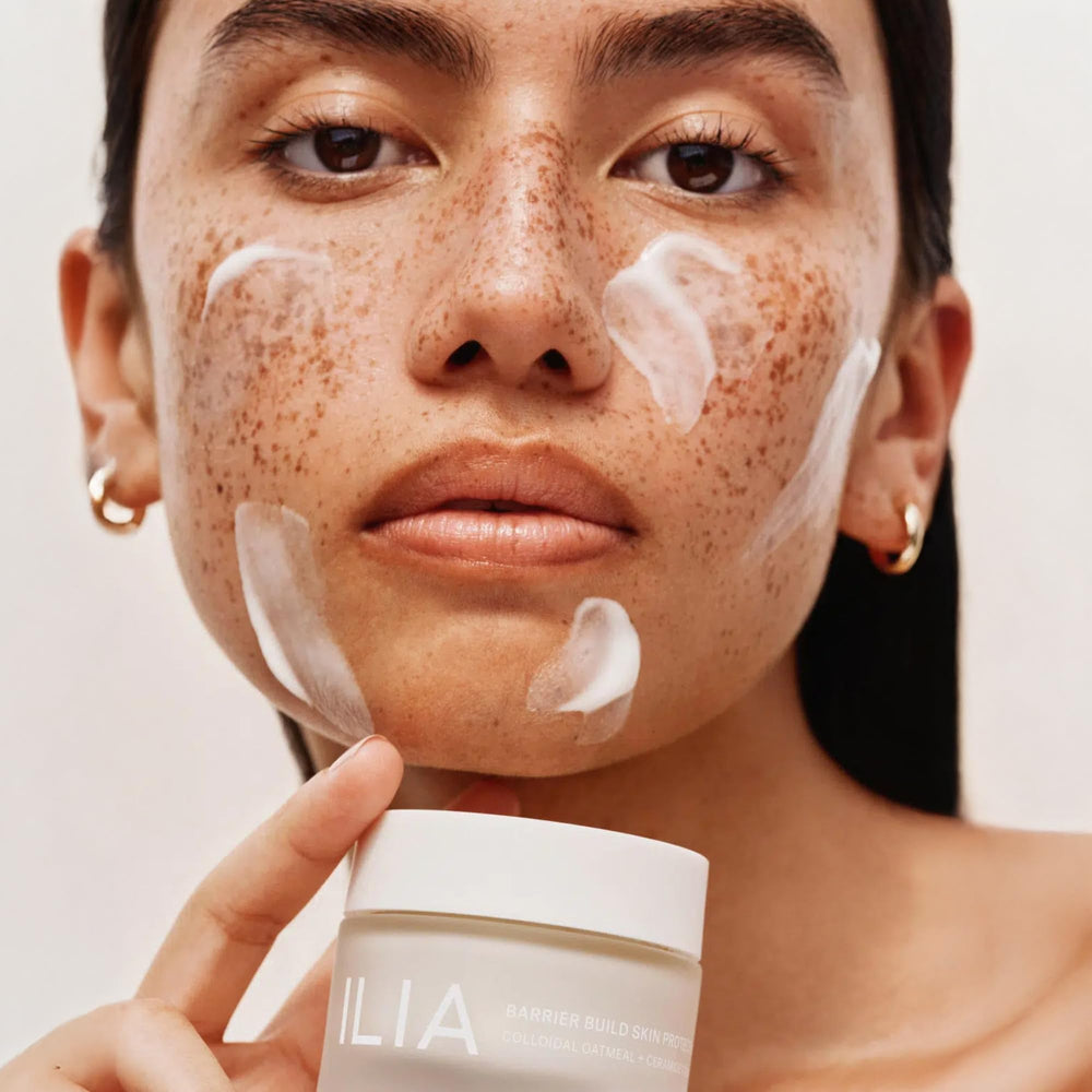ILIA Barrier Build Cream swatch demonstrates easy spread for day and night use