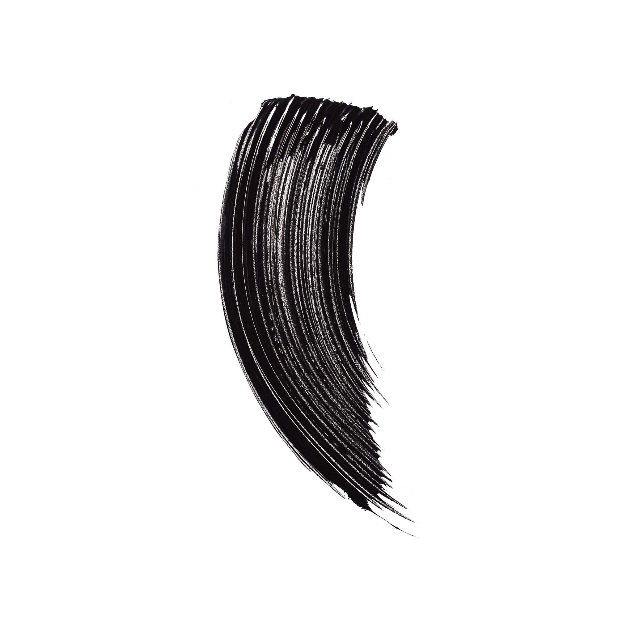 ILIA Limitless Lash wand in action delivering defined, separated lashes.