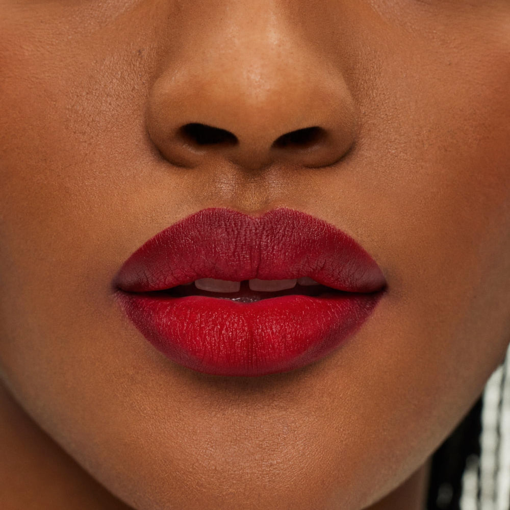 ILIA Lip Sketch Hyaluronic Acid Plump detail highlights gentle lip enhancement.