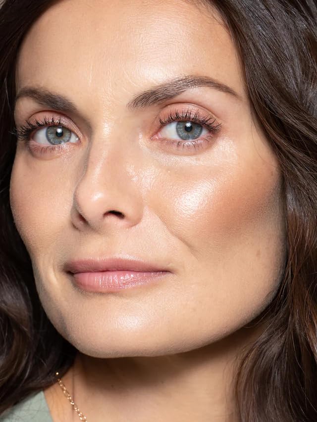 ILIA Multi-Stick On-the-go compact ideal for quick touch-ups.