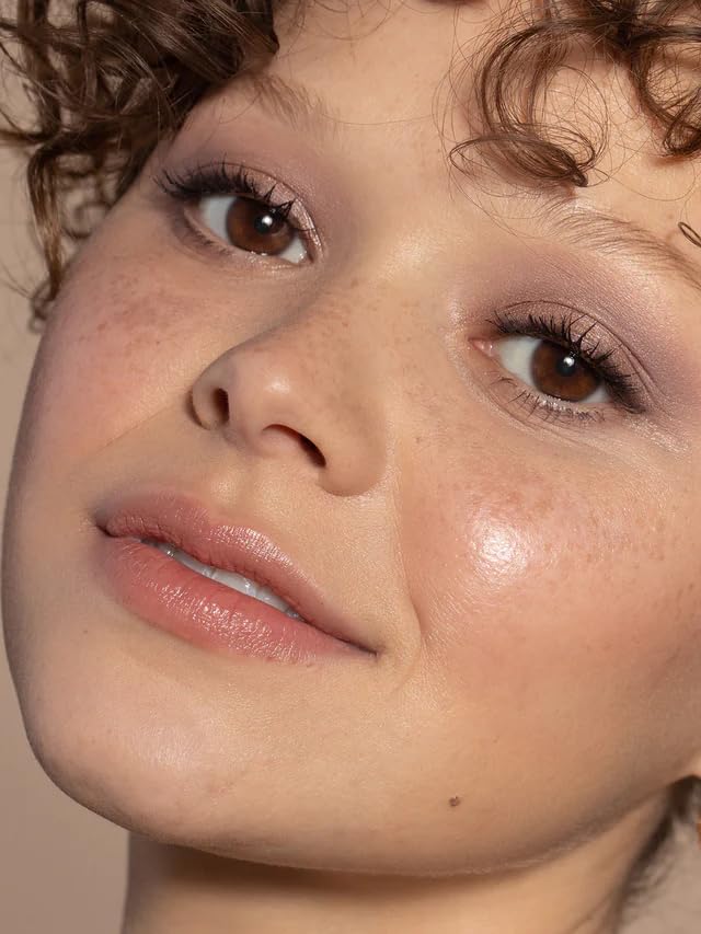 ILIA The Necessary Eyeshadow Palette matte satin metallic finishes for diverse looks