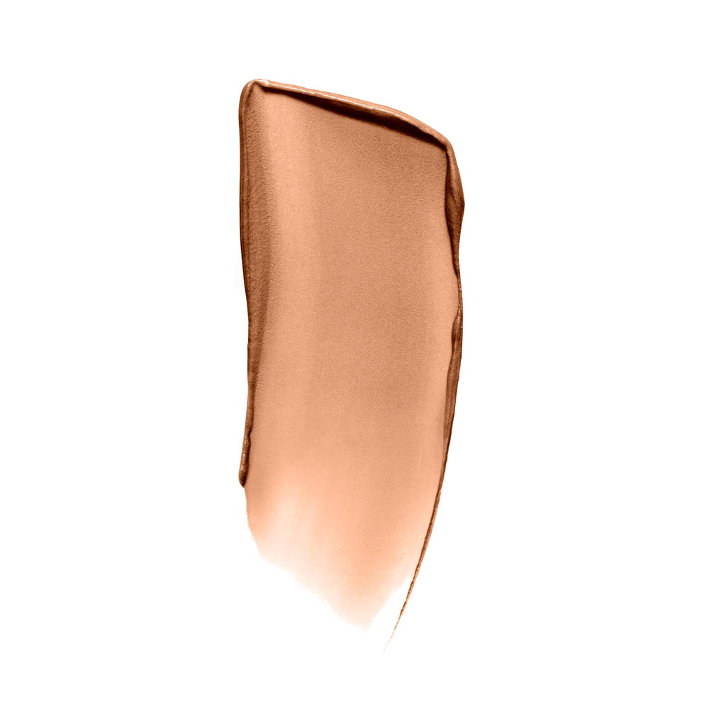 ILIA Sunshift Bronzer Ray angled-edge brush demonstrates precise contouring.